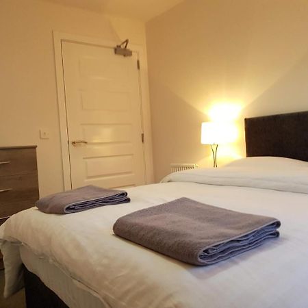11 Royal View Apartments 스털링 외부 사진