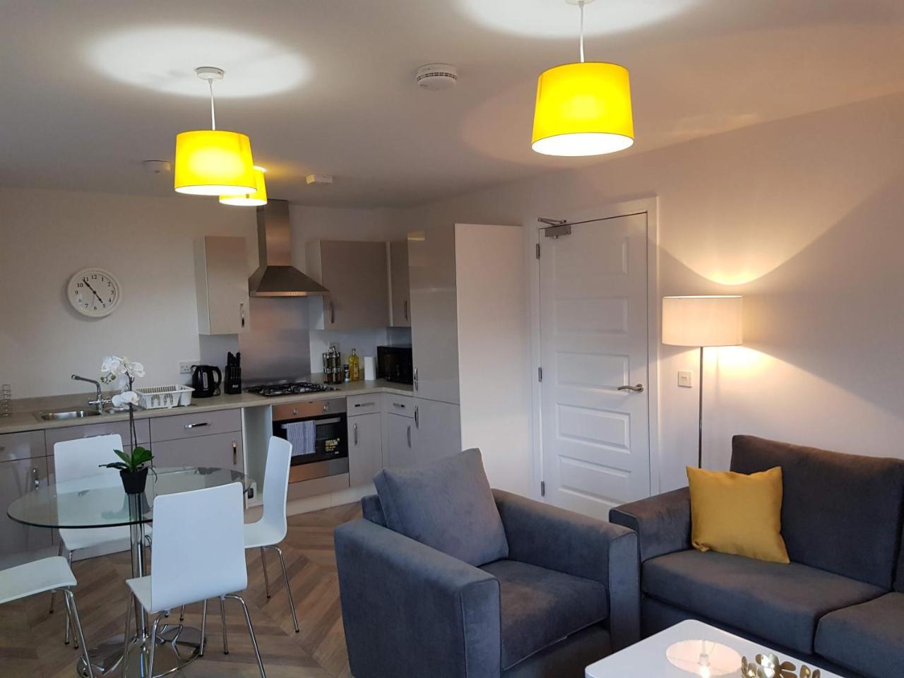 11 Royal View Apartments 스털링 외부 사진